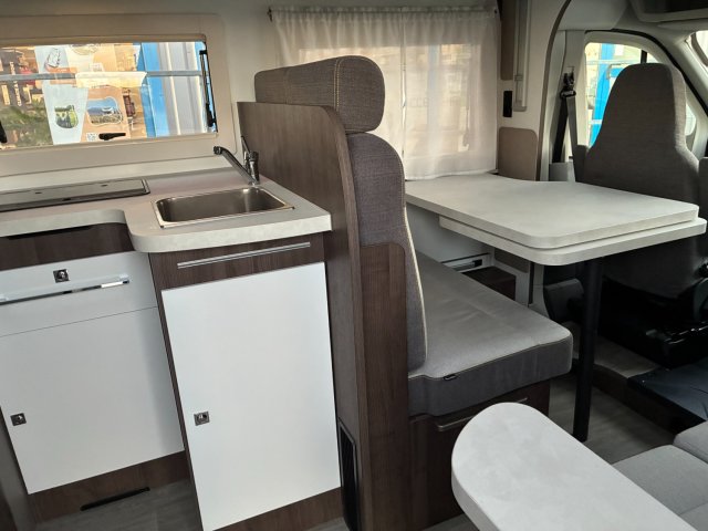 Benimar Tessoro 463 Up - Photo 10