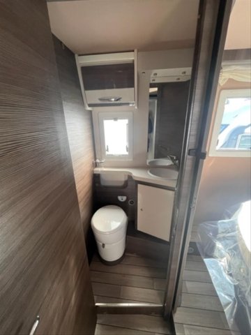 Mc Louis Nevis 879 MATIC - Photo 2
