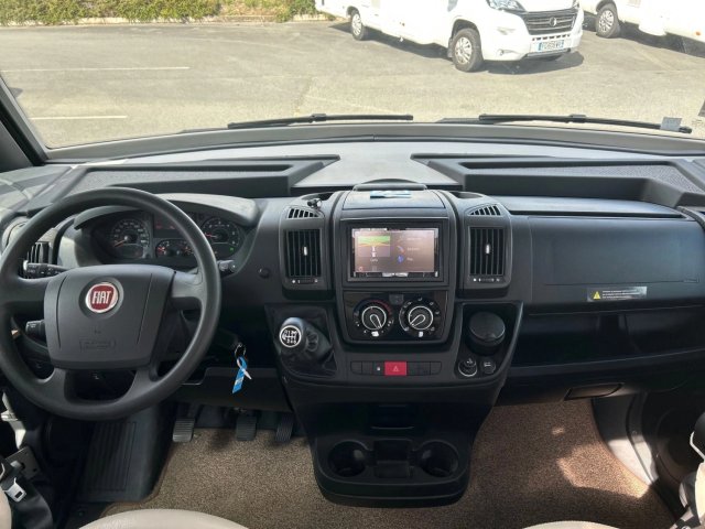 Pilote Explorateur G 741 150 CV - Photo 3