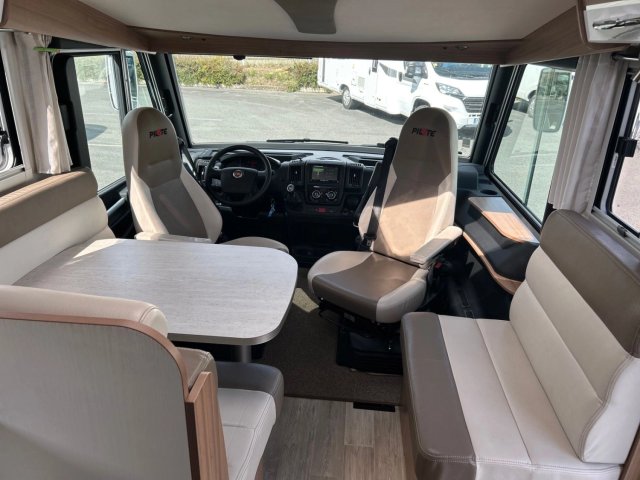 Pilote Explorateur G 741 150 CV - Photo 5