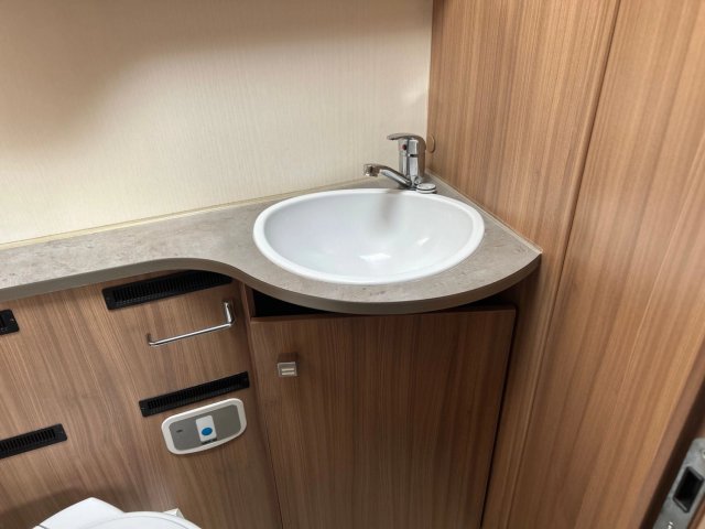 Pilote Explorateur G 741 150 CV - Photo 10