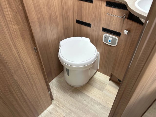 Pilote Explorateur G 741 150 CV - Photo 11