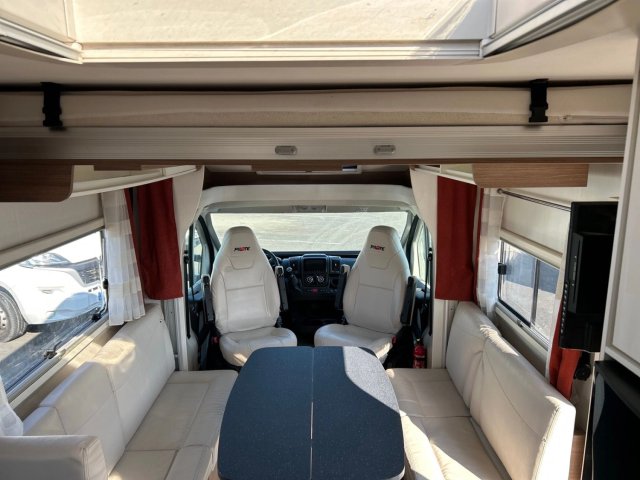 Pilote P 696 C Essentiel - Photo 4