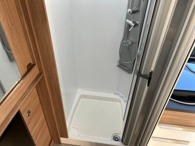 Pilote P 696 C Essentiel - Photo 15