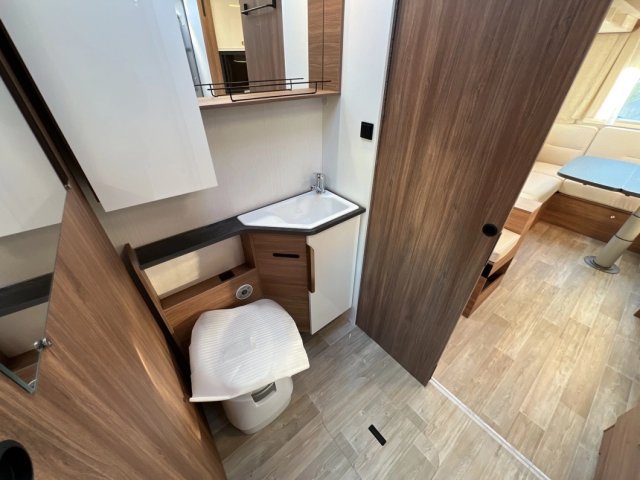 Pilote P 696 U Evidence - Photo 6