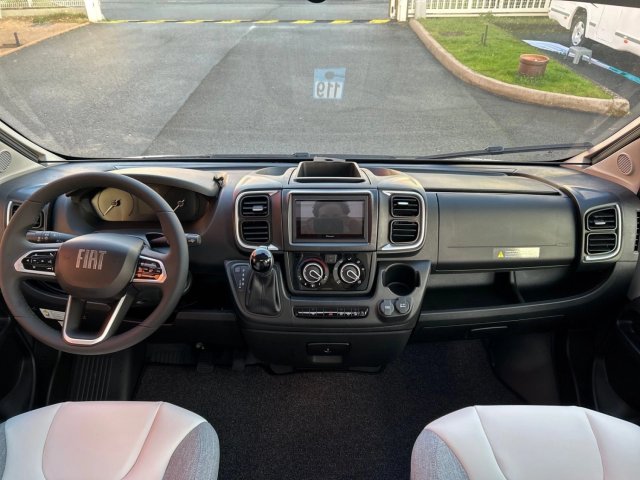 Pilote V 630 J - Photo 3