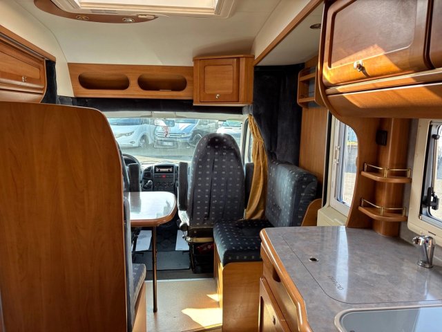 Rapido 772 2,8 L 120 CH - Photo 6