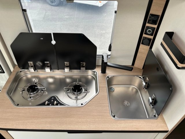 Rapido 850 F - Photo 16