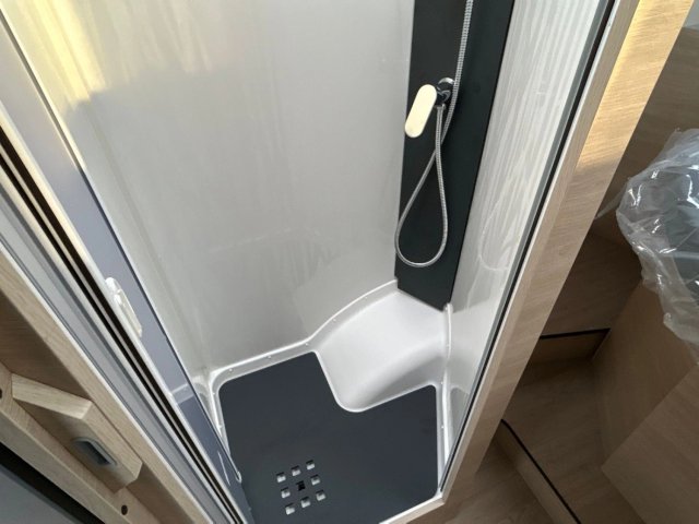 Rapido C86 65 ANS - Photo 11