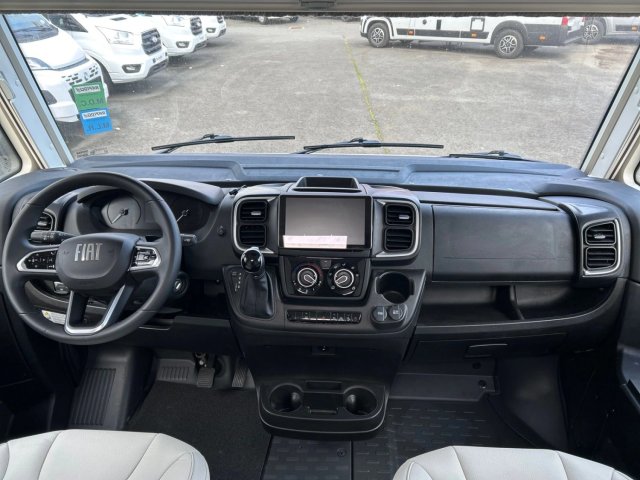 Rapido C86i 65 ANS  - Photo 3