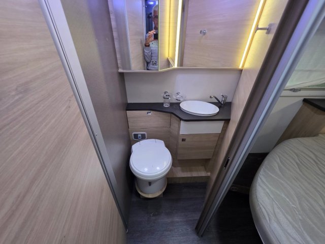 Challenger 328 Graphite Ultimate - Photo 10