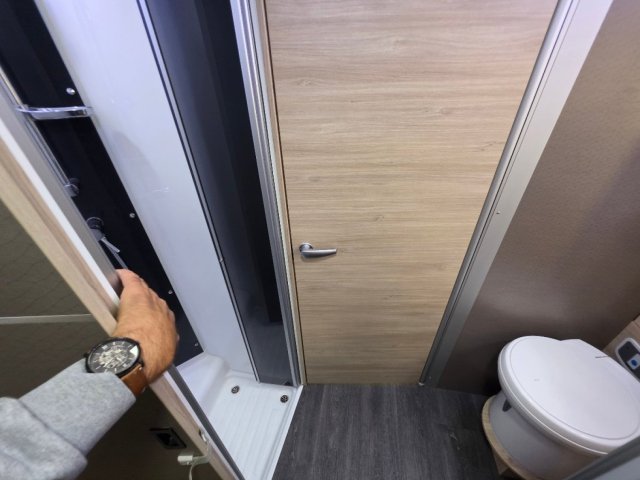 Challenger 328 Graphite Ultimate - Photo 14