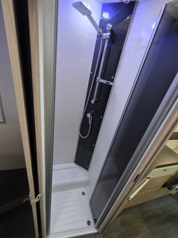 Challenger 328 Graphite Ultimate - Photo 16