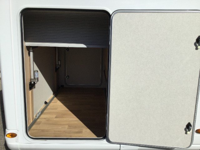 Bavaria Initial I740FC Nomade I 740 FC - Photo 3