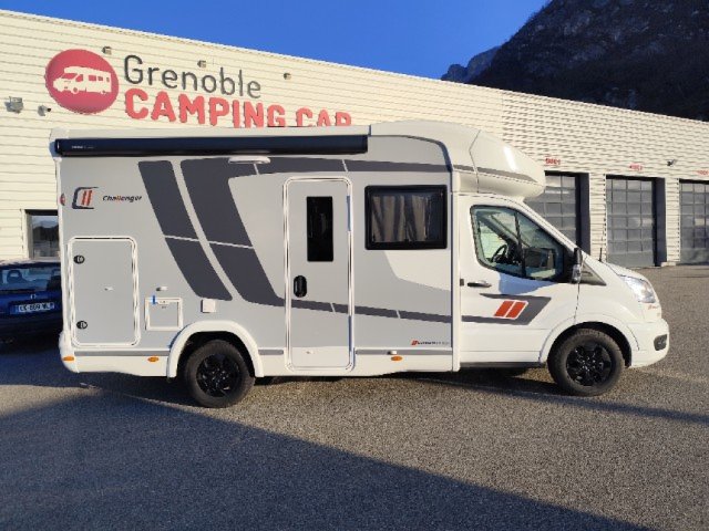 Challenger 250 Graphite Edition - Photo 2