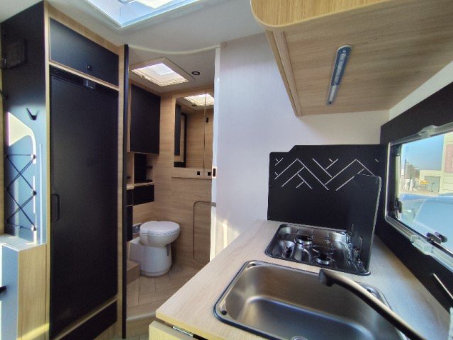 Challenger 250 Graphite Edition - Photo 8