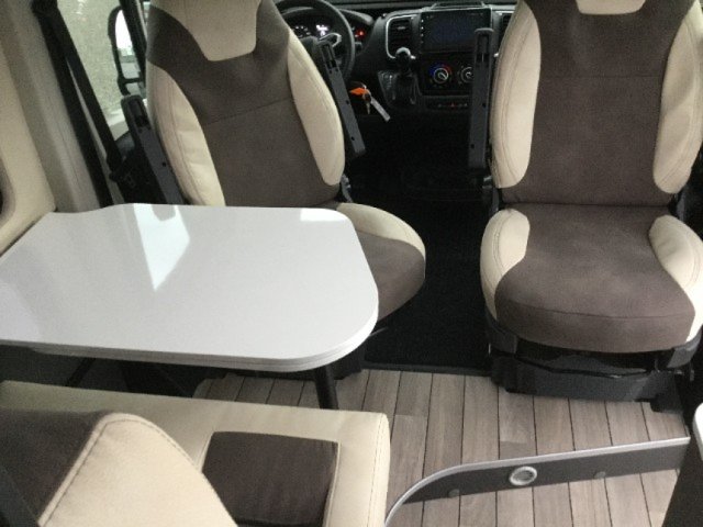 Mc Louis Menfys 3 Next MAXI - Photo 6