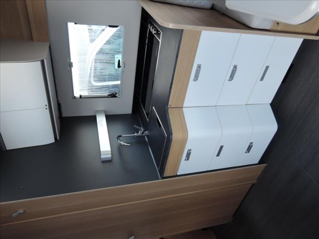 Adria Matrix Plus 670 DC + - Photo 3