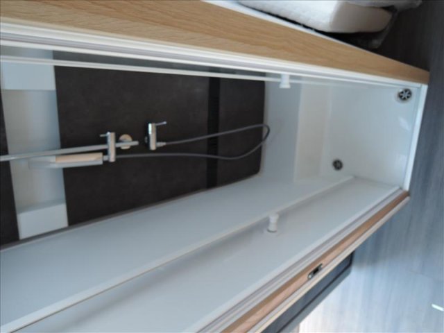 Adria Matrix Plus 670 DC + - Photo 5