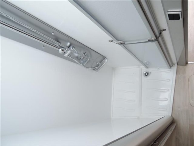 Bavaria Initial I740C Style I740 - Photo 3