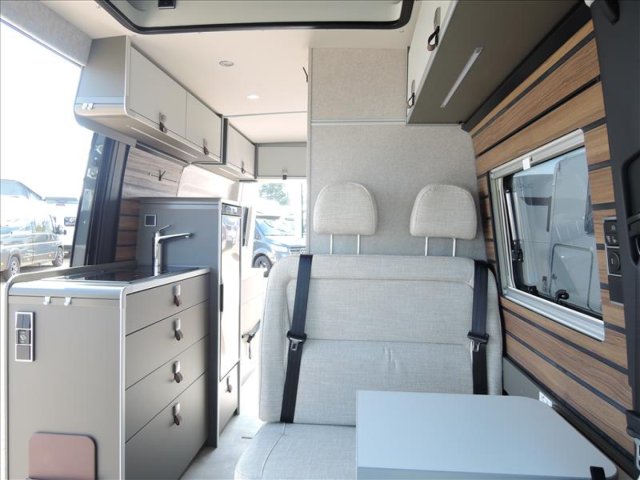 Hymer Camper Vans / Hymercar Grand Canyon S - Photo 4