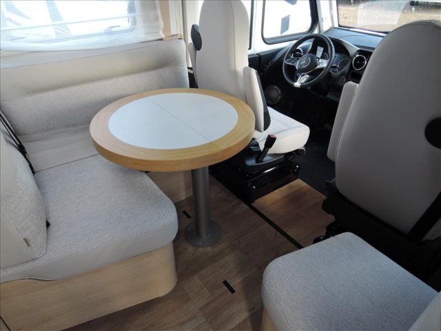 Hymer Classe-B ModernComfort I 690 B-MC - Photo 2