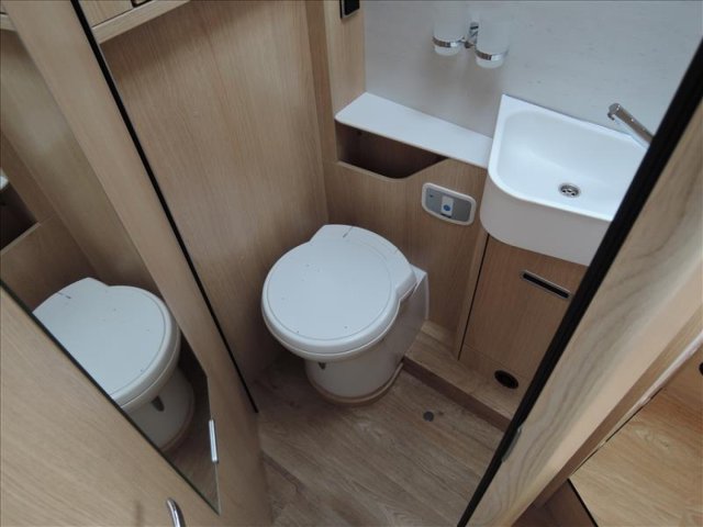 Hymer Classe-B ModernComfort I 690 B-MC - Photo 4