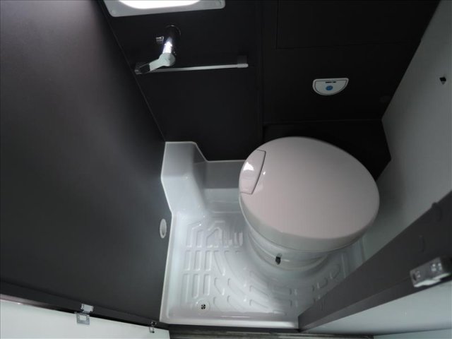 Mc Louis Menfys Van 1 S-Line - Photo 4