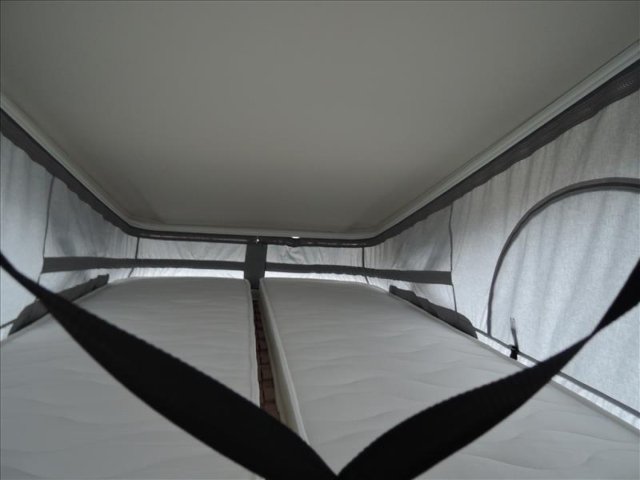 Mc Louis Menfys Van 1 S-Line - Photo 5