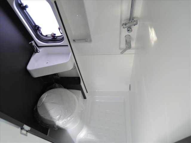 Mc Louis Menfys Van 3 S-Line - Photo 3