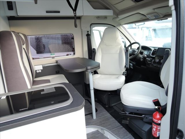 Mc Louis Menfys Van 4 S-Line SLINE TOIT RELEVA - Photo 7