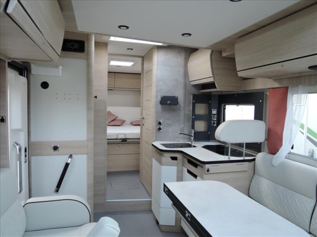 Rapido 696 F - Photo 8