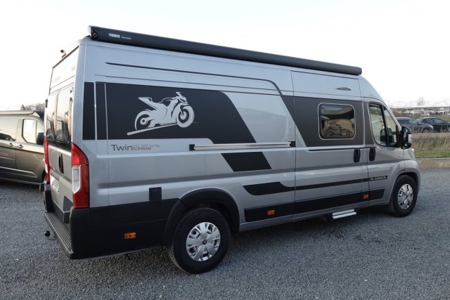 Adria Twin Supreme 640 SPB Family Occasion