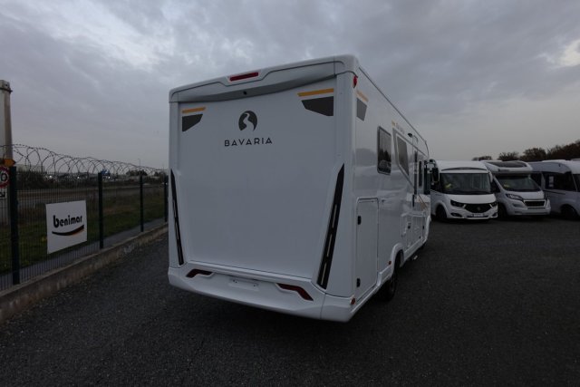 Bavaria Initial I720FC Nomade - Photo 3