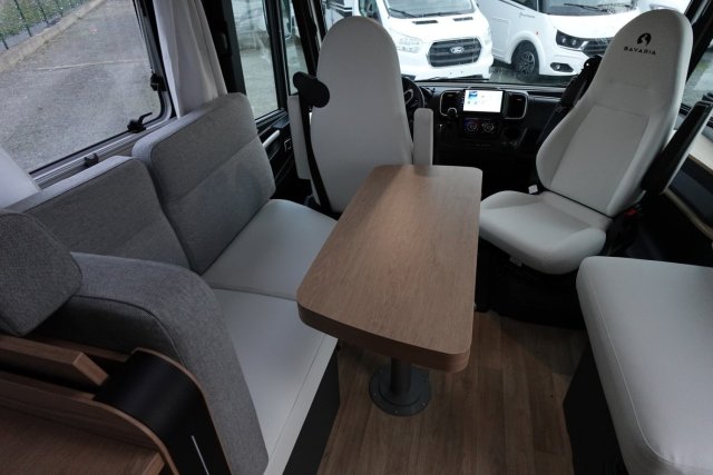 Bavaria Initial I720FC Nomade - Photo 13