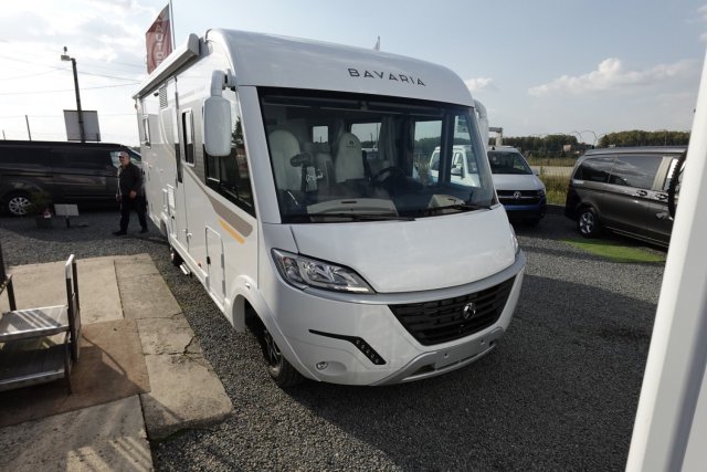 Bavaria Initial I740FC Nomade - Photo 2