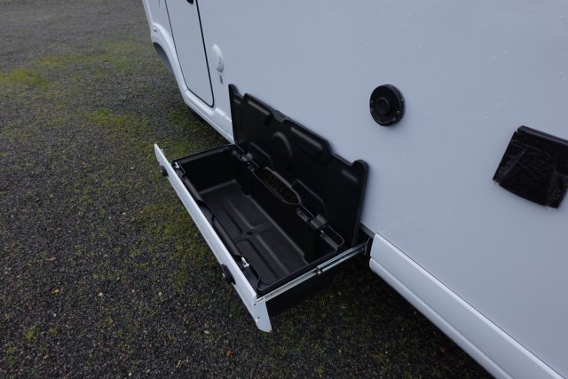 Bavaria Initial I740FC Nomade - Photo 5