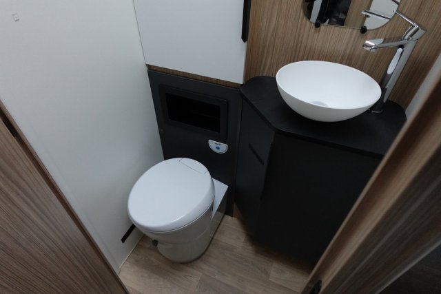 Bavaria Initial I740FC Nomade - Photo 26