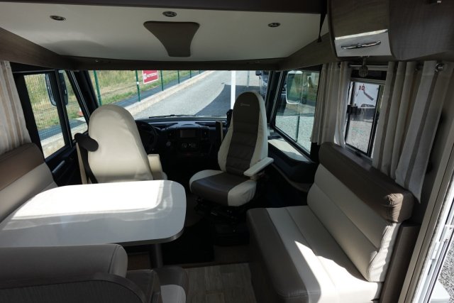 Bavaria Initial I740FGJ Style - Photo 22