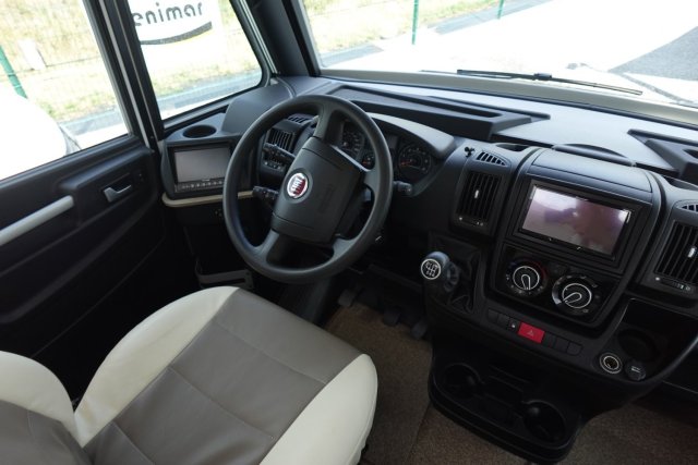 Bavaria Initial I740FGJ Style - Photo 23