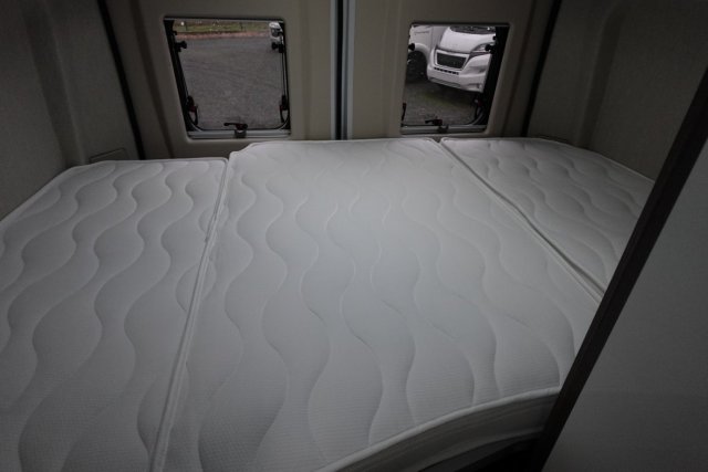 Benimar Benivan 100 Up - Photo 17