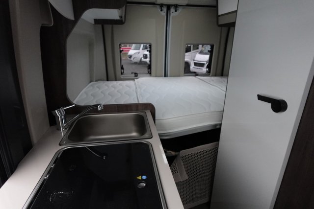 Benimar Benivan 100 Up - Photo 27