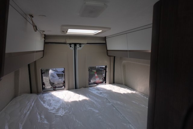 Benimar Benivan 144 Up - Photo 11