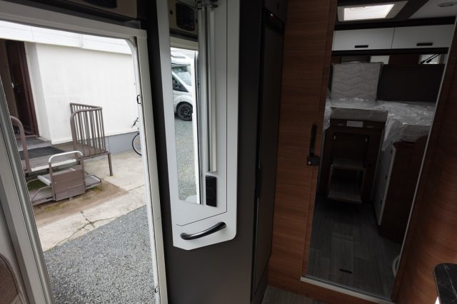 Benimar Mileo 263 - Photo 16