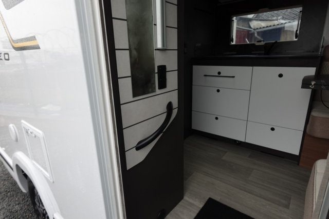 Benimar Mileo 297 - Photo 12