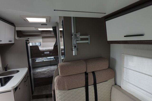 Benimar Tessoro 425 - Photo 13