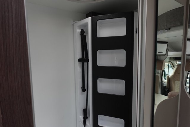 Benimar Tessoro 425 - Photo 22