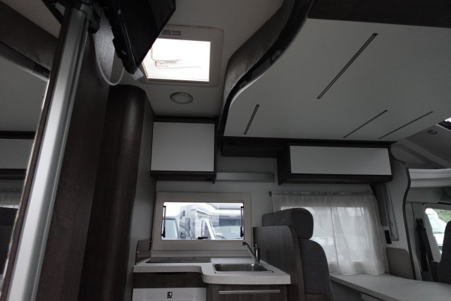 Benimar Tessoro 463 Up - Photo 9