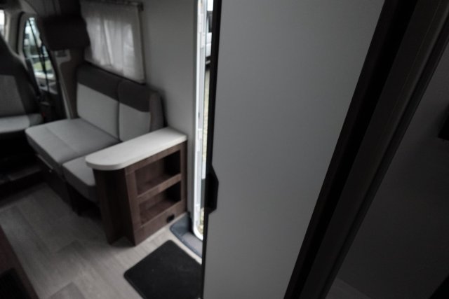 Benimar Tessoro 463 Up - Photo 23