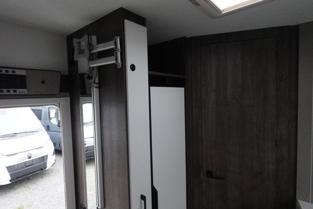 Benimar Tessoro 488 - Photo 13